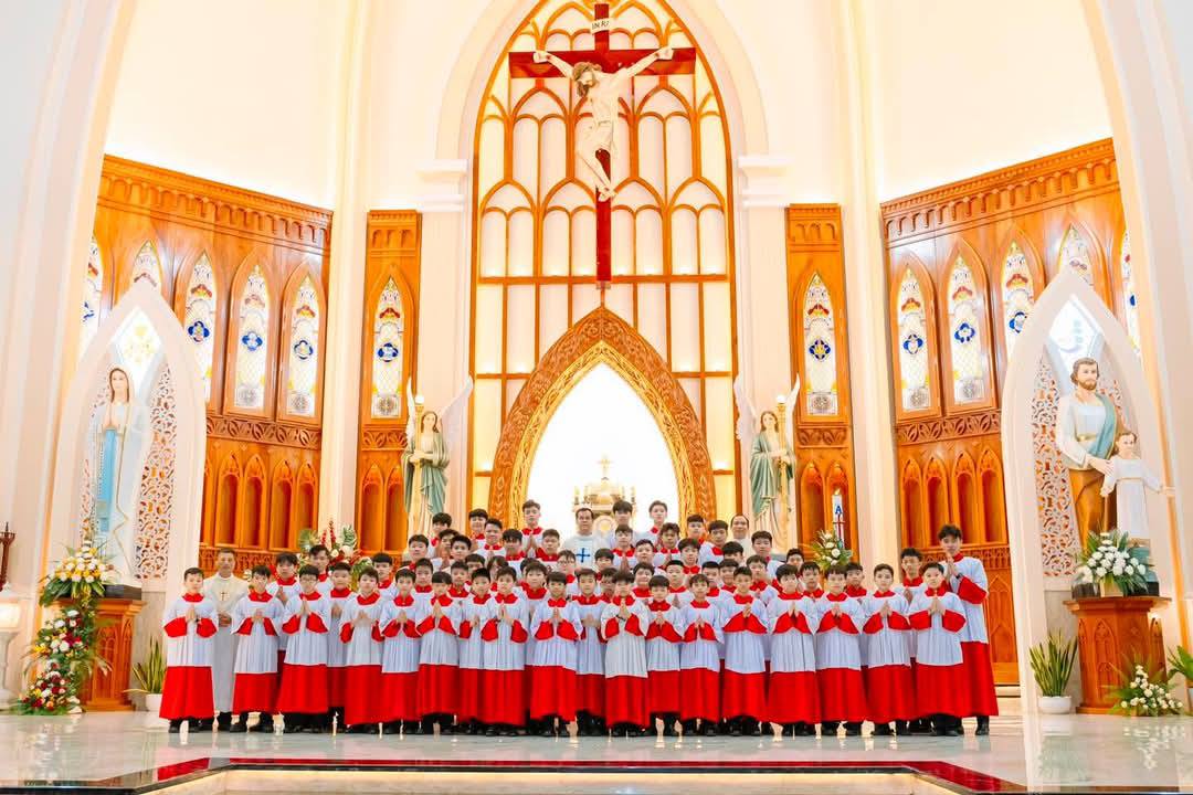 a0-giup-le-dep-gia-re