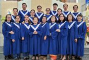 Mẫu Đồng Phục Ca Đoàn Màu Xanh Bích.